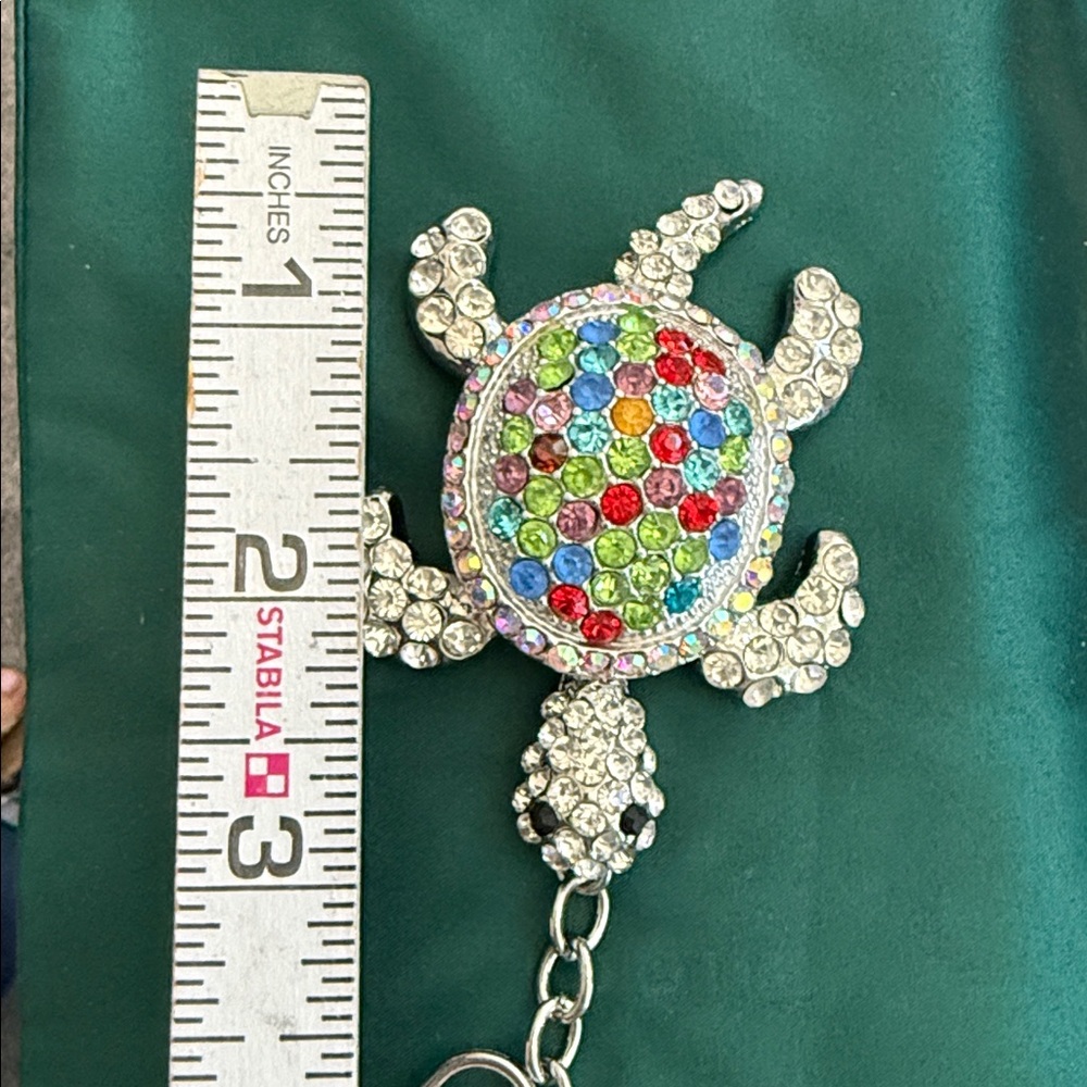 Colorful Turtle Keychain with Rhinestones - Picture 4 of 16